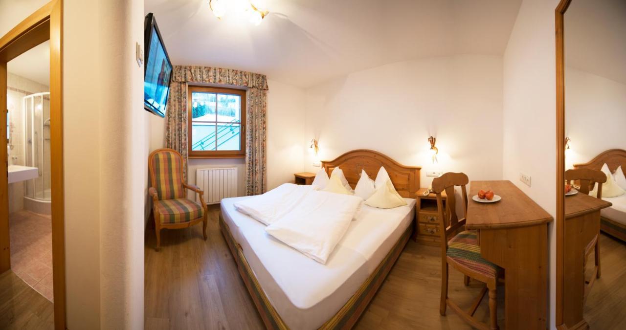 Turmhotel Gschwendt Planca di Sopra Eksteriør billede