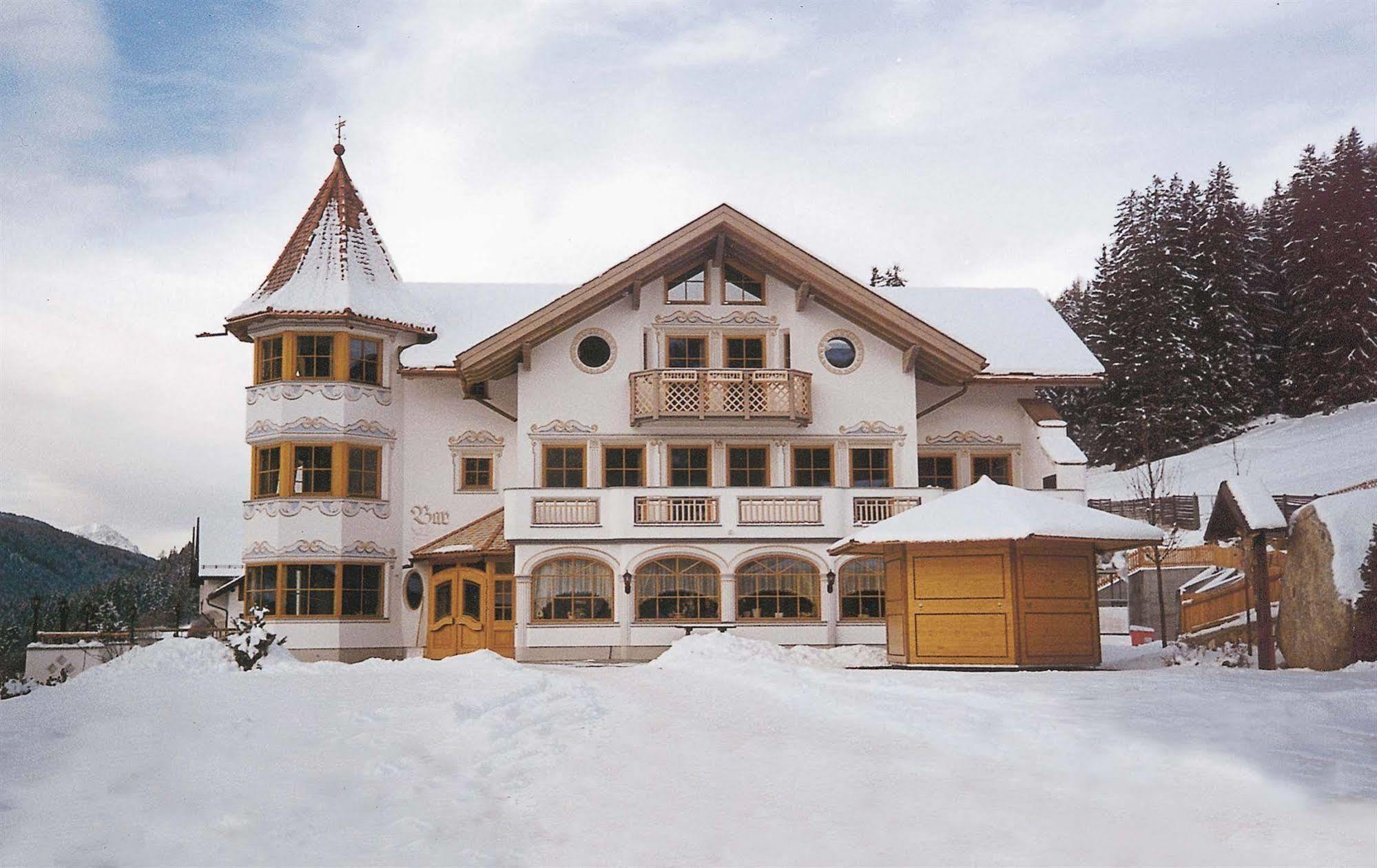 Turmhotel Gschwendt Planca di Sopra Eksteriør billede